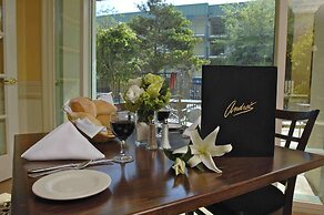 DoubleTree by Hilton Torrance - South Bay