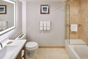 DoubleTree by Hilton Torrance - South Bay