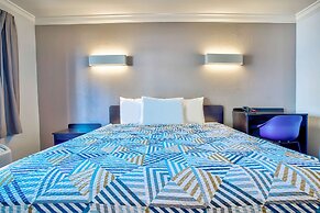 Motel 6 Menifee, CA
