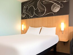 Ibis 3 Lacs Neuchatel Hotel