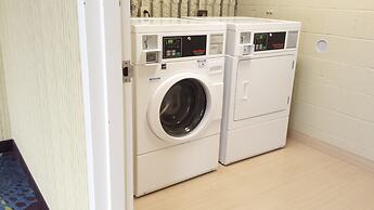 Holiday Inn Express & Suites Pittsburgh West - Greentree by IHG