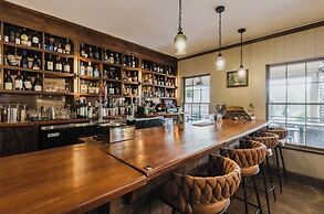 Merry Acres Inn