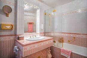 Schlosshotel Römischer Kaiser