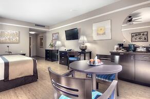 Dinah's Garden Hotel