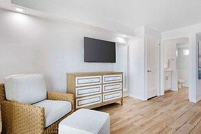 Best Western Plus Beach Resort