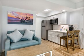 Best Western Plus Beach Resort