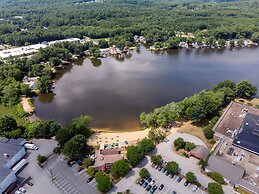 Sturbridge Host Hotel & Conference Center