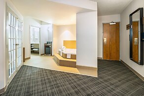 Comfort Inn & Suites Barrie