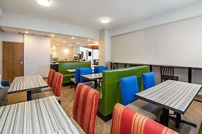 Comfort Inn & Suites Barrie