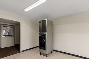 Red Lion Inn & Suites Caseyville