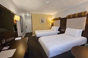 Leonardo Inn Glasgow West End