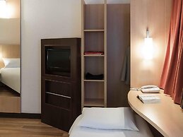 ibis Angers Centre Château