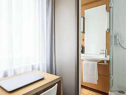 ibis Brussels City Centre