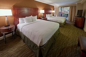 DoubleTree by Hilton Akron Fairlawn