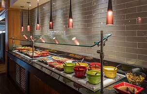 DoubleTree by Hilton Akron Fairlawn