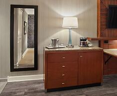 DoubleTree by Hilton Akron Fairlawn