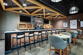 Drury Plaza Hotel North Charleston