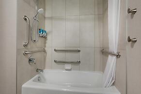 Drury Plaza Hotel North Charleston