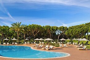 Pine Cliffs Hotel, a Luxury Collection Resort, Algarve
