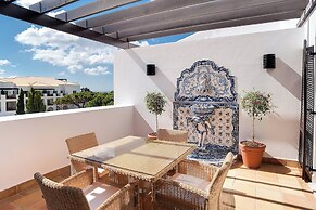 Pine Cliffs Hotel, a Luxury Collection Resort, Algarve