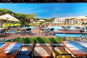 Pine Cliffs Hotel, a Luxury Collection Resort, Algarve