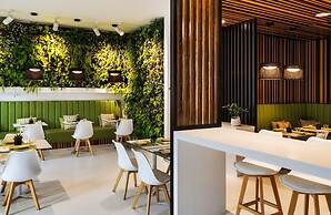 Pine Cliffs Hotel, a Luxury Collection Resort, Algarve