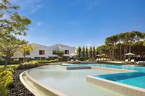 Pine Cliffs Hotel, a Luxury Collection Resort, Algarve