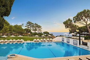 Pine Cliffs Hotel, a Luxury Collection Resort, Algarve