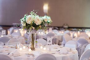 Holiday Inn Youngstown South by IHG