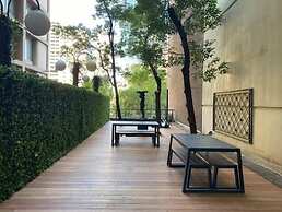 Melbourne Marriott Hotel