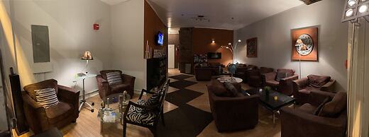 Off Soho Suites Hotel