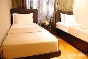 Off Soho Suites Hotel