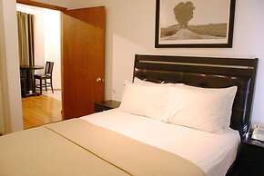 Off Soho Suites Hotel