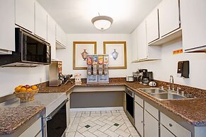 Howard Johnson by Wyndham Torrance