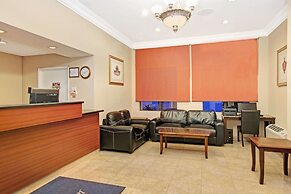 Howard Johnson by Wyndham Torrance