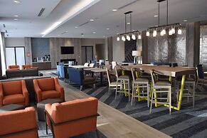 La Quinta Inn & Suites by Wyndham Middletown-Goshen