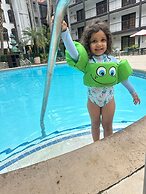 Buena Park Grand Hotel & Suites