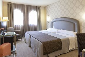 Hotel Macià Alfaros