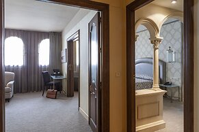 Hotel Macià Alfaros