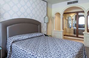 Hotel Macià Alfaros