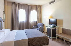 Hotel Macià Alfaros