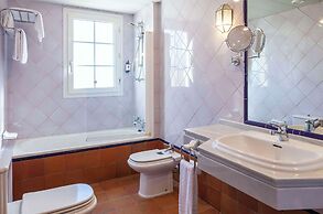 Hotel Macià Alfaros