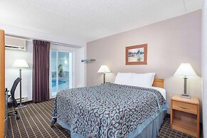 Days Inn by Wyndham Fond du Lac