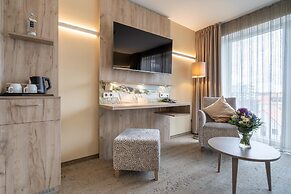 Ambassador Hotel & Spa