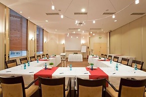 Ambassador Hotel & Spa