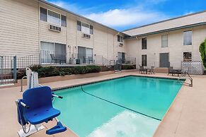 Quality Inn & Suites Vancouver - Hazel Dell