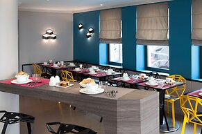 Hotel Eiffel Capitol