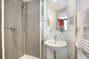 Hotel Eiffel Capitol