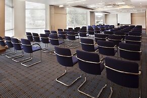 Holiday Inn Basingstoke by IHG