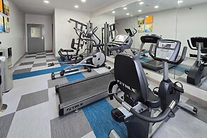 Comfort Suites Terre Haute University Area